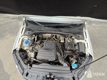 Skoda, Octavia, 1600, 150, бензин, хэтчбек, автомат, передний привод, среднее состояние, левый, белый, 739 000 ₽