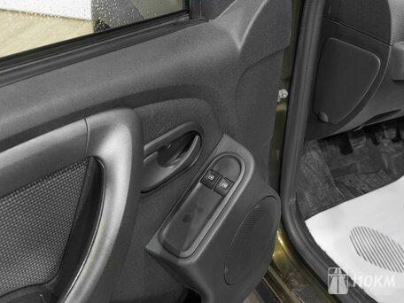 Renault, Duster, 1600, 114, бензин, внедорожник, механика, полный привод, среднее состояние, левый, зеленый, 1 377 000 ₽
