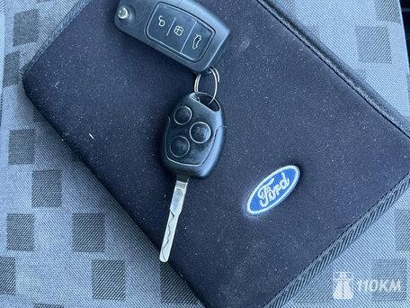 Ford, Focus, 1600, 100, бензин, седан, механика, передний привод, среднее состояние, левый, серебряный, 345 000 ₽